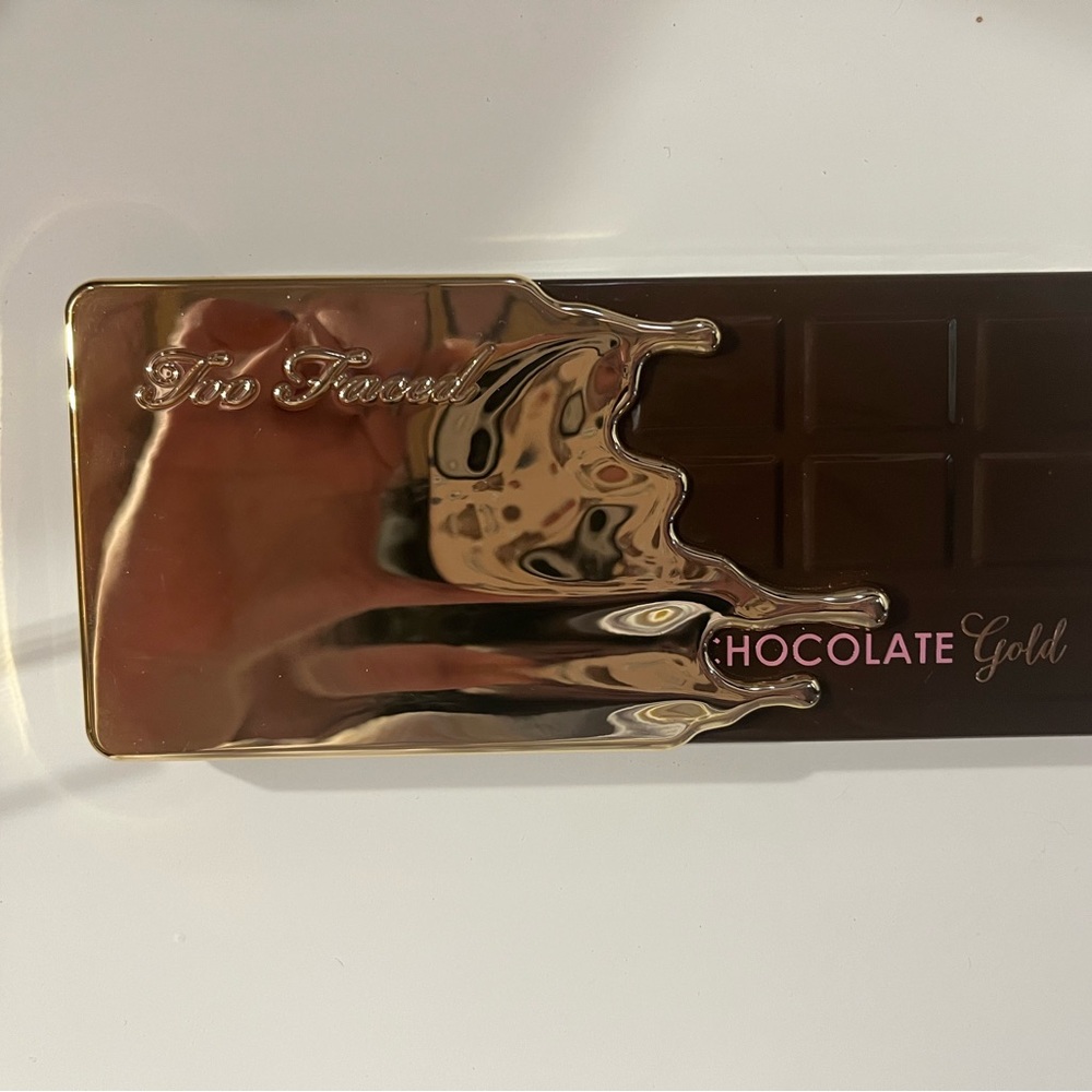 Too Faced Chocolate Gold palette